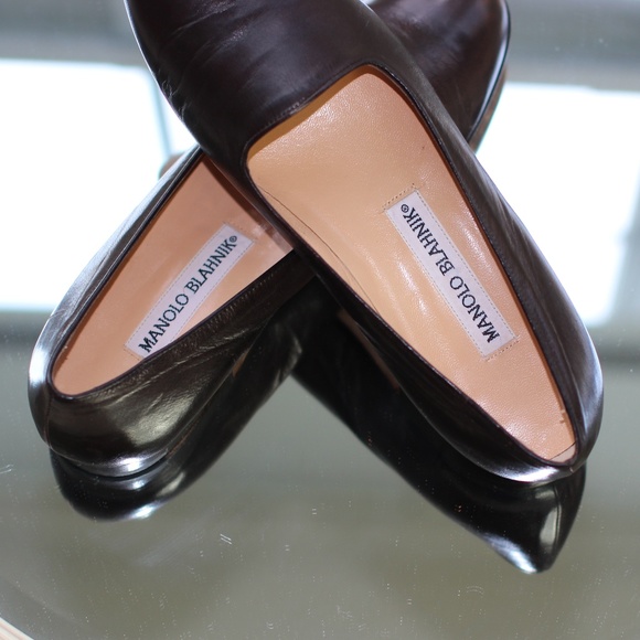 Manolo Blahnik Mahogany Calf Rounded Flat - Picture 4 of 8